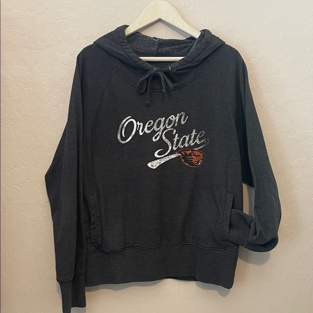 Oregon State Women's Black Hoodie Sweater Sweatshirt size unknown